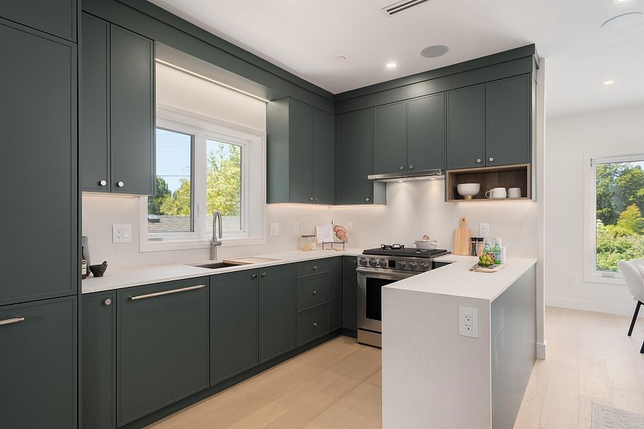 2 8508 East Boulevard Vancouver, BC - 10