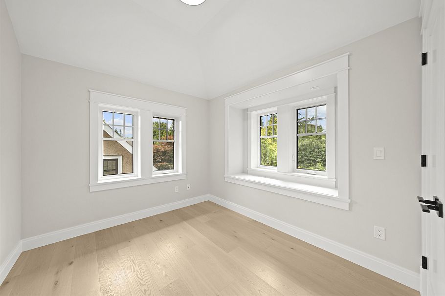 1458 W 45th Avenue Vancouver, BC - 25