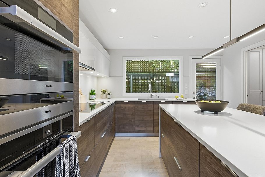 1557 Larch Street Vancouver, BC - 6