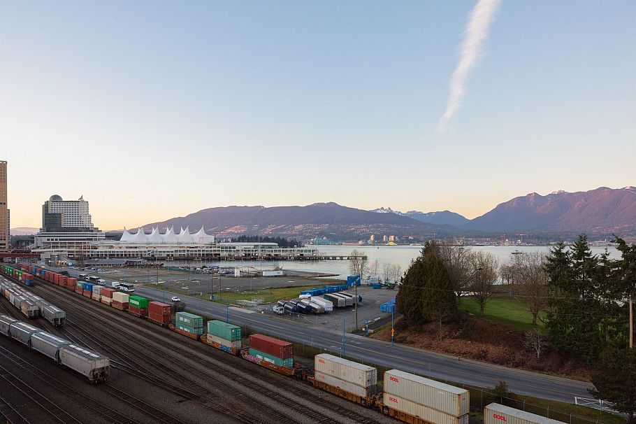 308 27 Alexander Street Vancouver, BC - 23