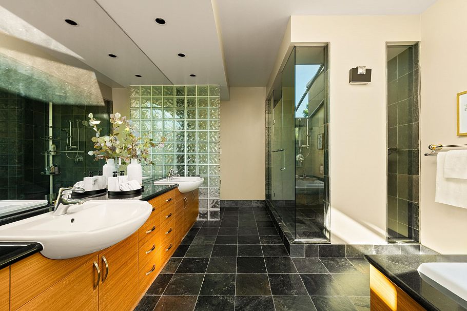 1575 Acadia Road Vancouver, BC - 21