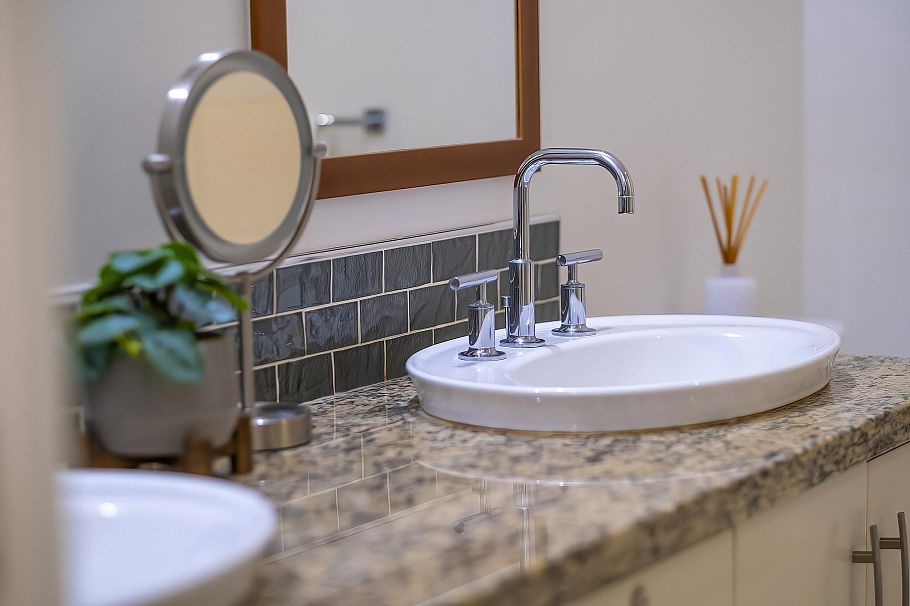 212 6333 Larkin Drive Vancouver, BC - 15