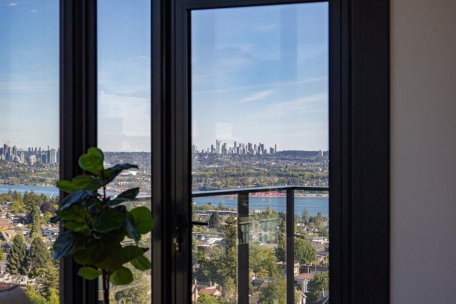 1705 135 E 13th Street North Vancouver, BC - 8
