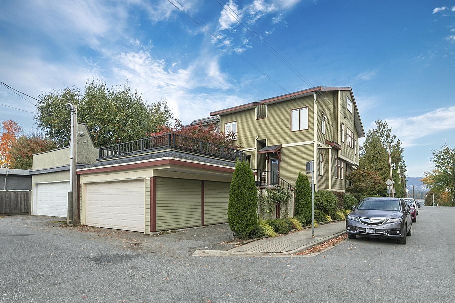 1115 Chestnut Street Vancouver, BC - 5