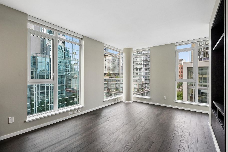 902 1351 Continental Street Vancouver, BC - 7