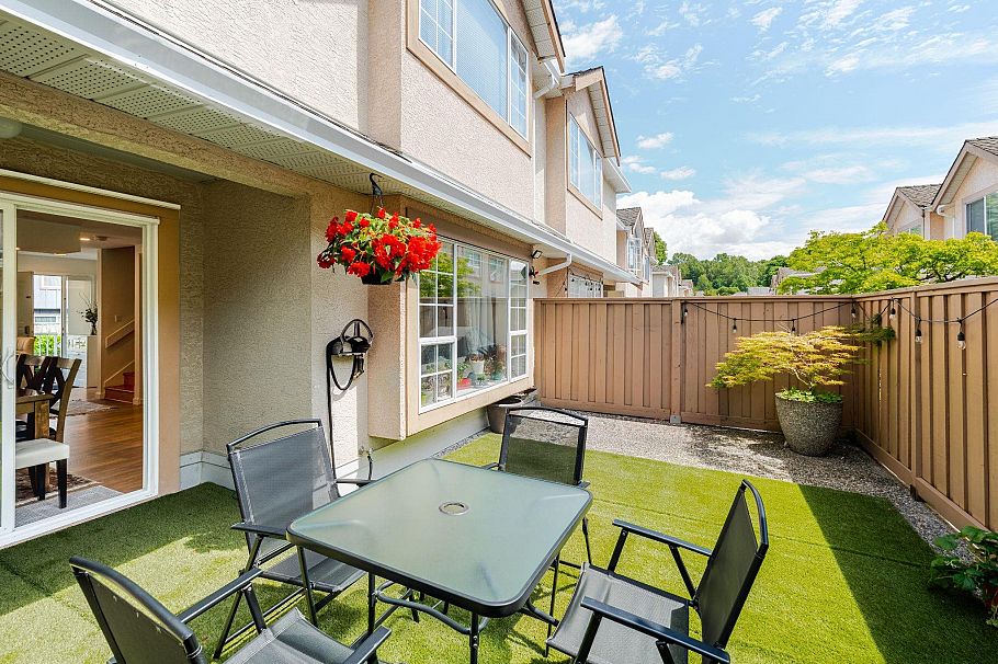 16 901 W 17th Street North Vancouver, BC - 3