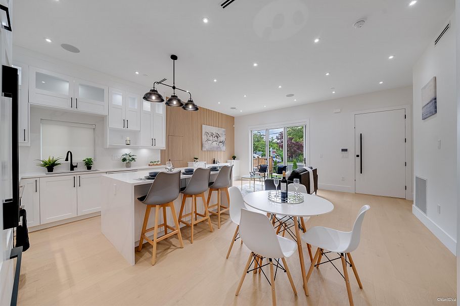 1 4463 Walden Street Vancouver, BC - 14