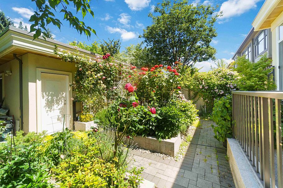 3537 W 18th Avenue Vancouver, BC - 26