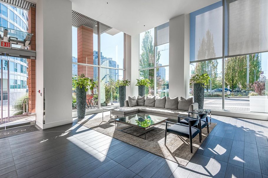 902 1351 Continental Street Vancouver, BC - 3