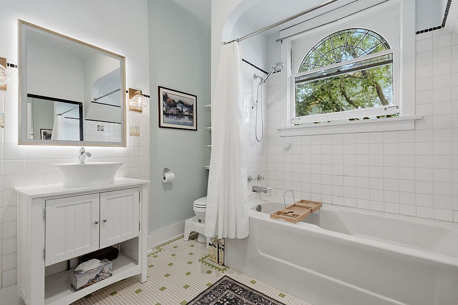 2090 Turner Street Vancouver, BC - 18