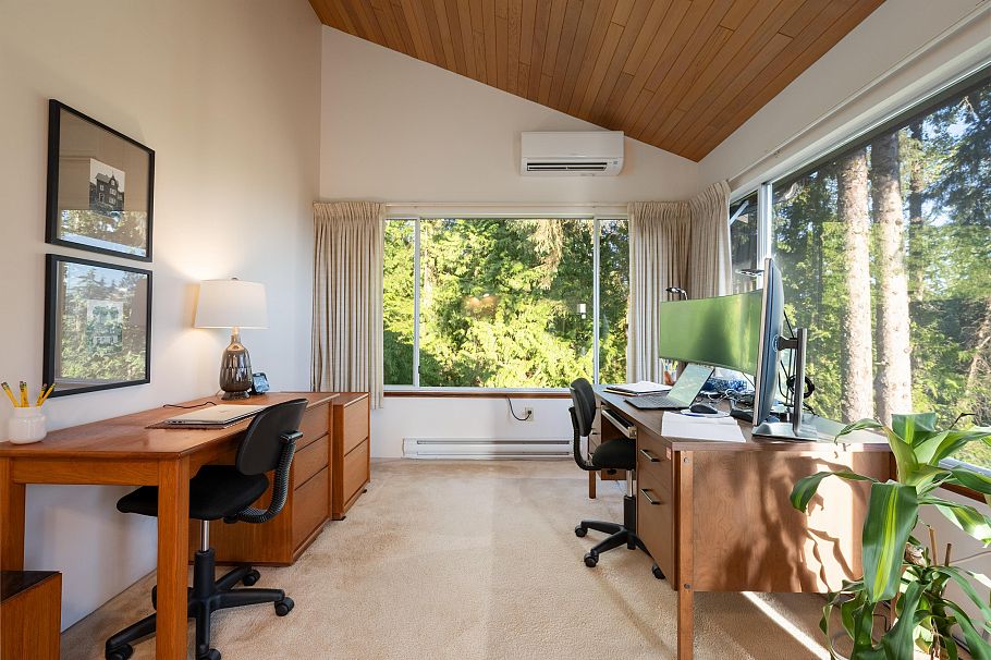 551 Palisade Drive North Vancouver, BC - 28
