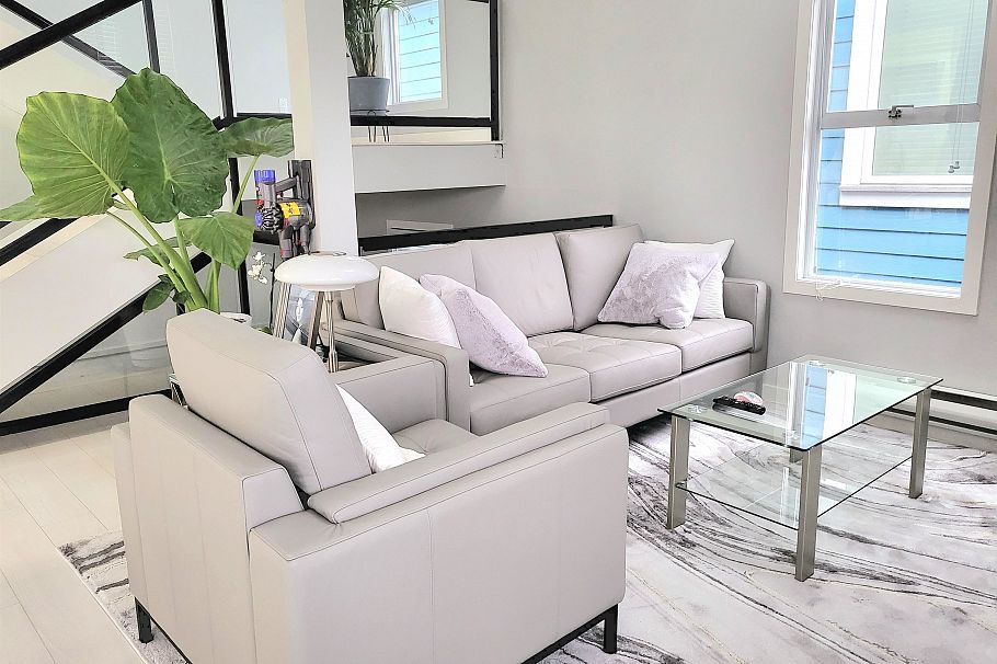 1588 E 41st Avenue Vancouver, BC - 13