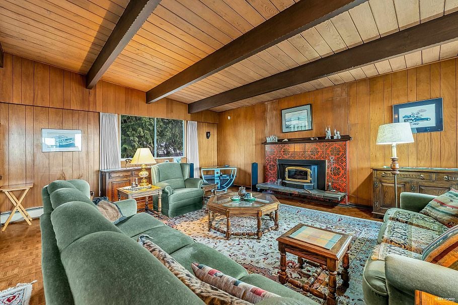 3729 St. Georges Avenue North Vancouver, BC - 12