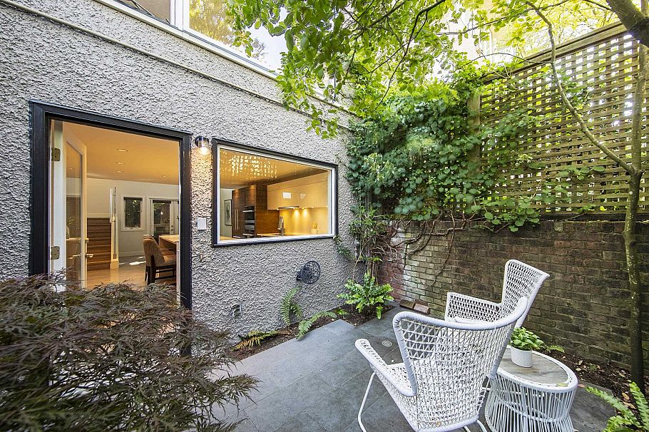 1557 Larch Street Vancouver, BC - 9