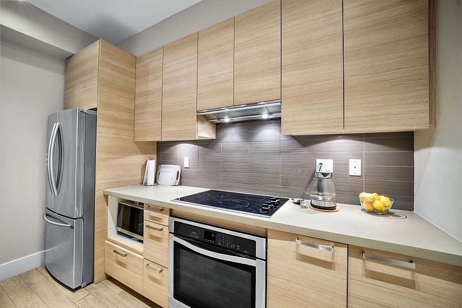 418 3606 Aldercrest Drive North Vancouver, BC - 10
