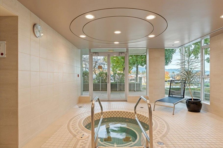 205 1717 Bayshore Drive Vancouver, BC - 33