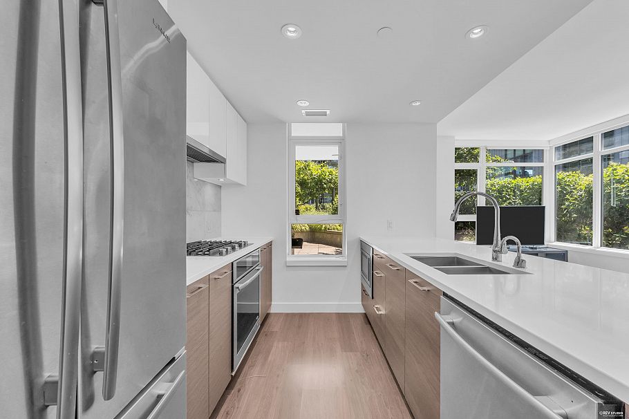 203 8538 River District Crossing Vancouver, BC - 3