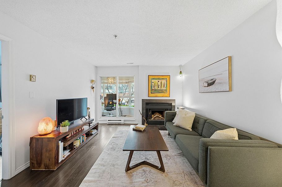 203 555 E 8th Avenue Vancouver, BC - 1