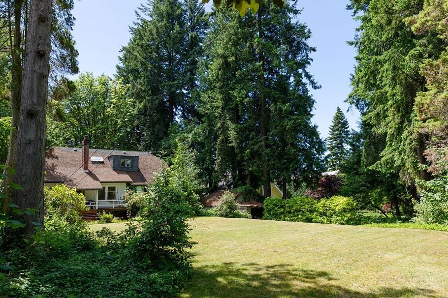 4755 W 6th Avenue Vancouver, BC - 19