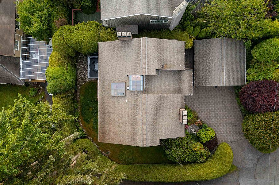 551 Palisade Drive North Vancouver, BC - 39