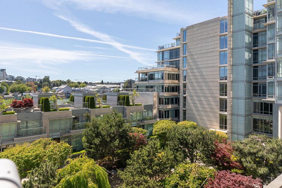 101 426 Beach Crescent Vancouver, BC - 39