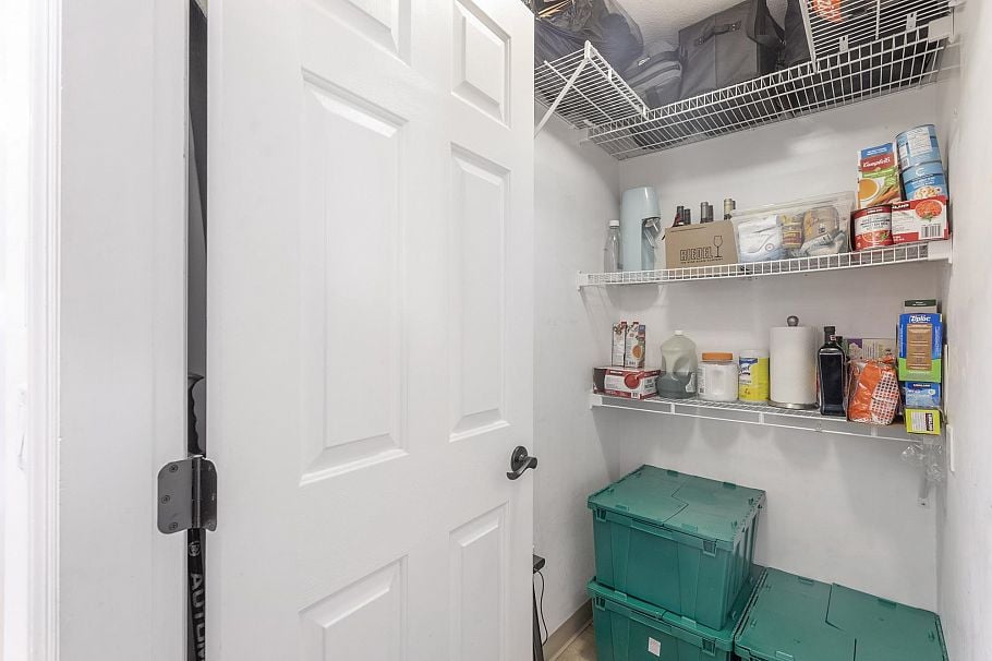 104 688 E 16th Avenue Vancouver, BC - 26
