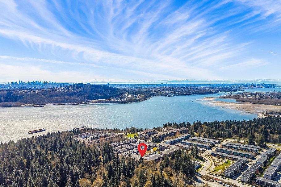 418 3606 Aldercrest Drive North Vancouver, BC - 36