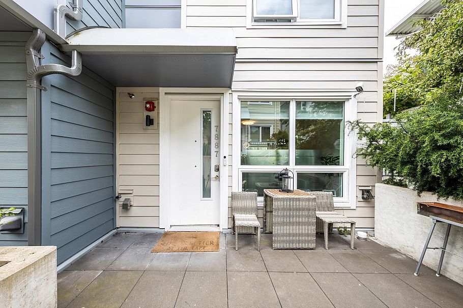 7887 French Street Vancouver, BC - 2