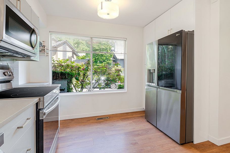 16 901 W 17th Street North Vancouver, BC - 14