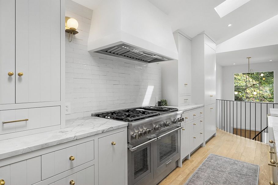 653 W 18th Avenue Vancouver, BC - 13