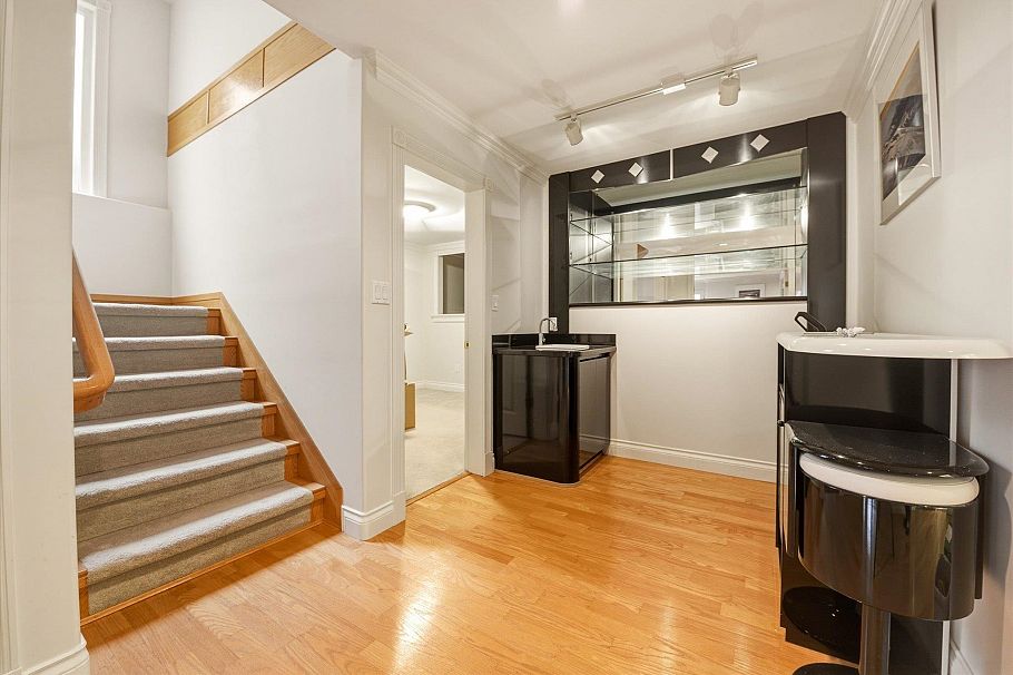 6582 Maple Street Vancouver, BC - 15