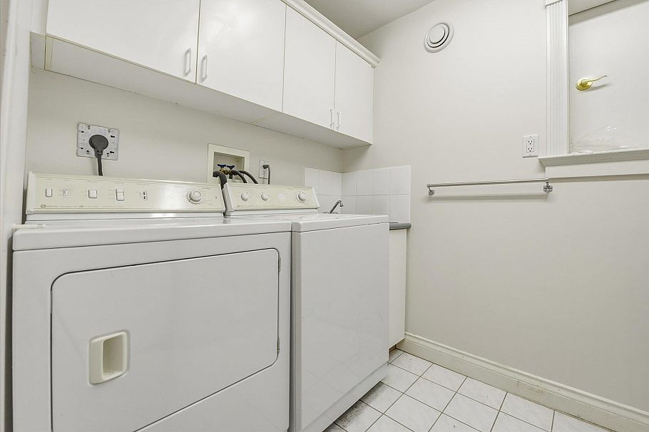 6582 Maple Street Vancouver, BC - 21