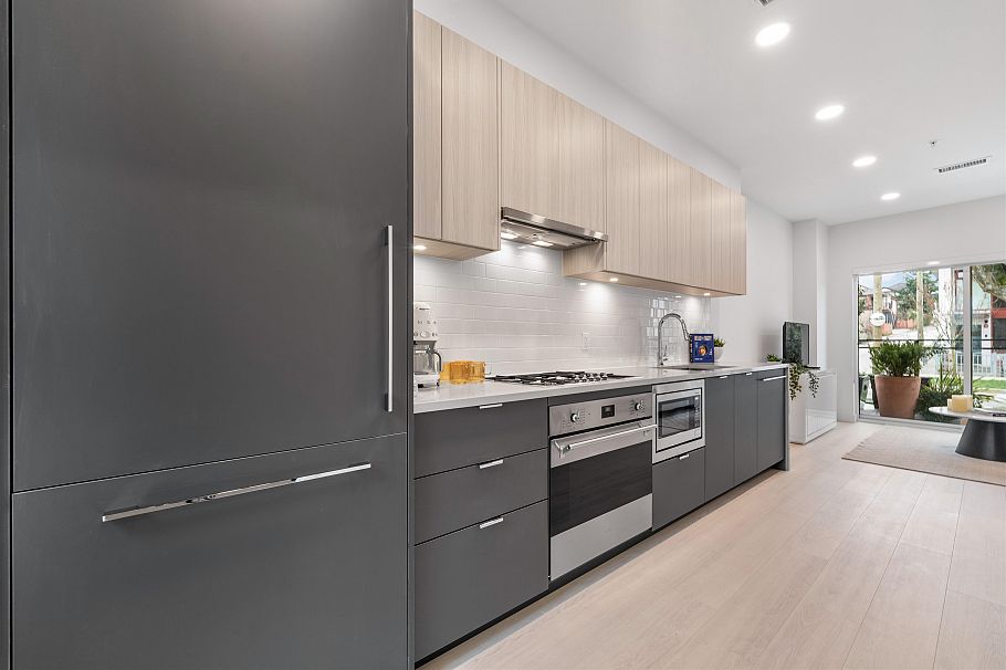 2421 Grant Street Vancouver, BC - 19