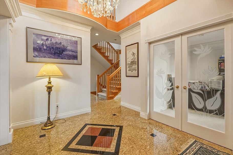 6582 Maple Street Vancouver, BC - 3