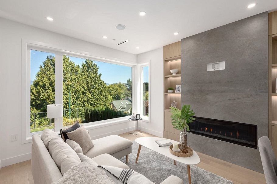 1 3536 W 14th Avenue Vancouver, BC - 1