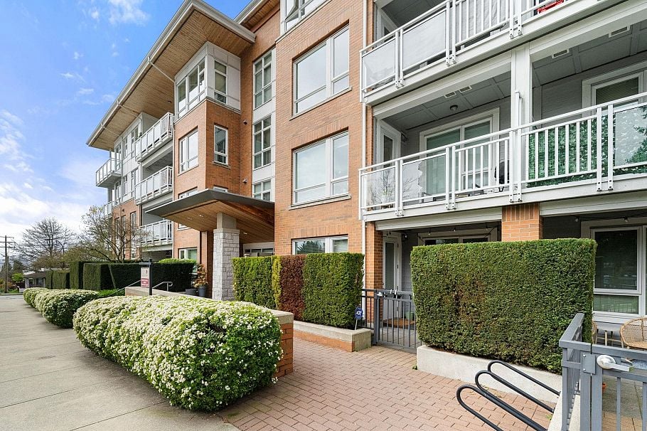 101 717 Chesterfield Avenue North Vancouver, BC - 4
