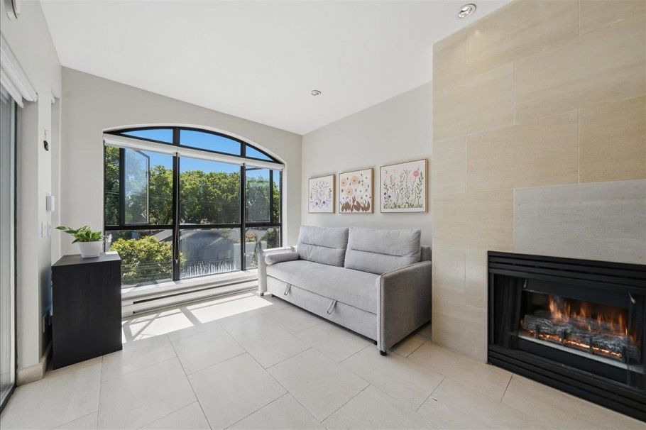 406 2130 W 12th Avenue Vancouver, BC - 3