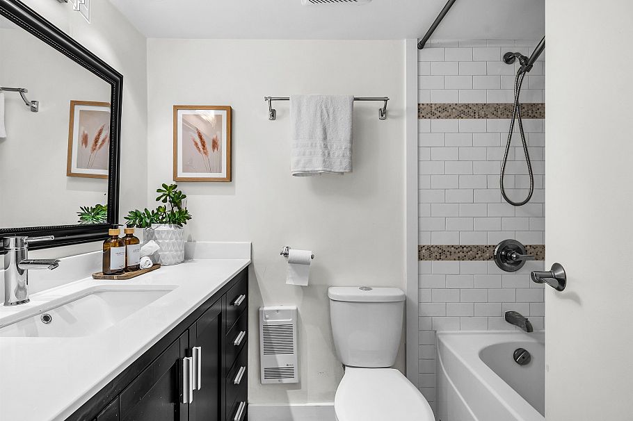 220 1500 Pendrell Street Vancouver, BC - 14