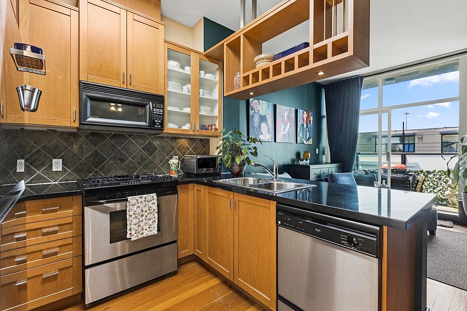 520 8988 Hudson Street Vancouver, BC - 13