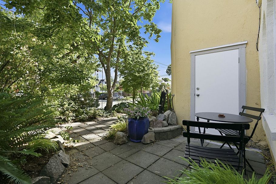 2090 Turner Street Vancouver, BC - 30