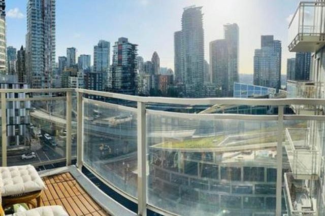 1202 1455 Howe St Vancouver, BC - 25