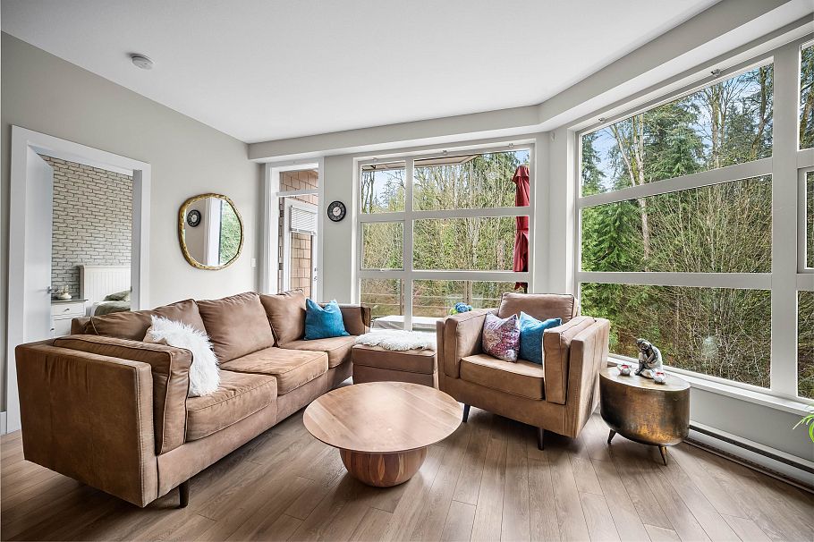 418 3606 Aldercrest Drive North Vancouver, BC - 3