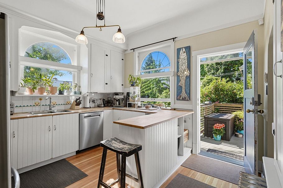 2090 Turner Street Vancouver, BC - 12