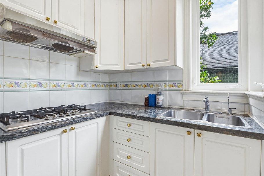 6582 Maple Street Vancouver, BC - 28