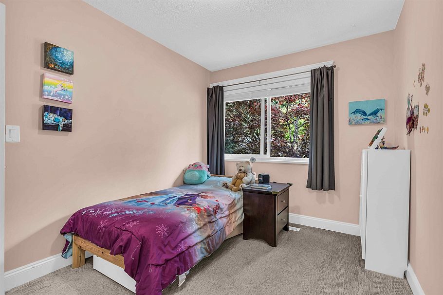 39 1910 Cedar Village Crescent North Vancouver, BC - 20