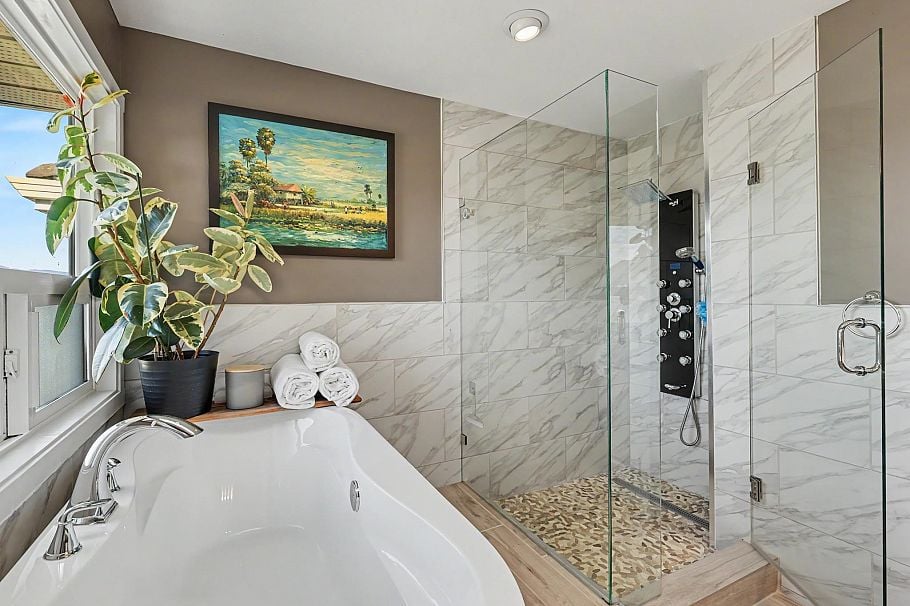 588 N Kaslo Street Vancouver, BC - 20