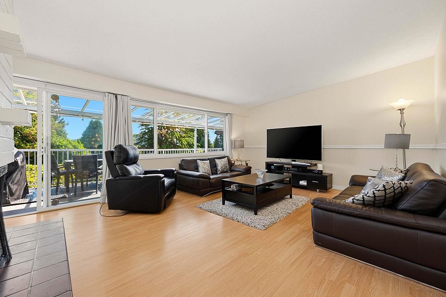 693 Plymouth Drive North Vancouver, BC - 5