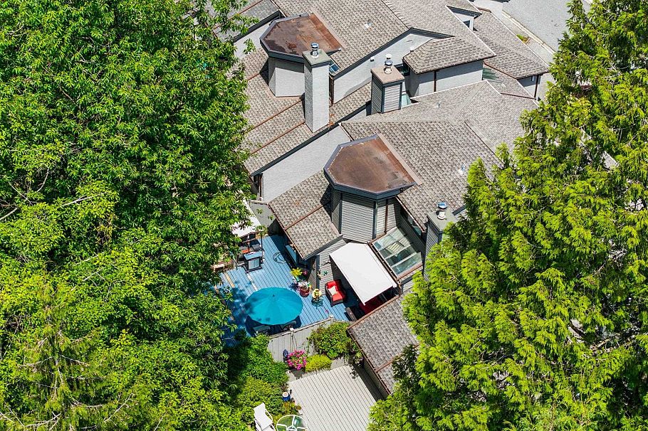 1747 Rufus Drive North Vancouver, BC - 38