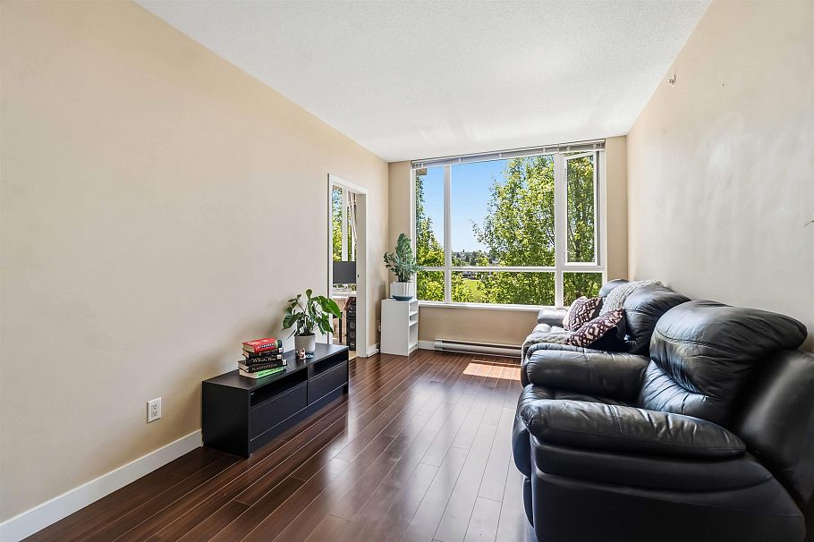 424 4078 Knight Street Vancouver, BC - 11