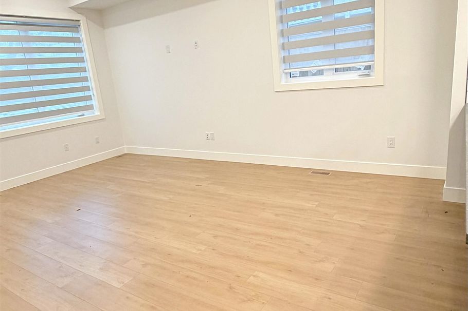 1 1436 E 1st Avenue Vancouver, BC - 11